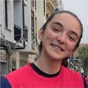 Estudiante de Historia del Arte, 18 años. Estudié bachiller de ciencias sociales. Podría dar clases de la rama de sociales